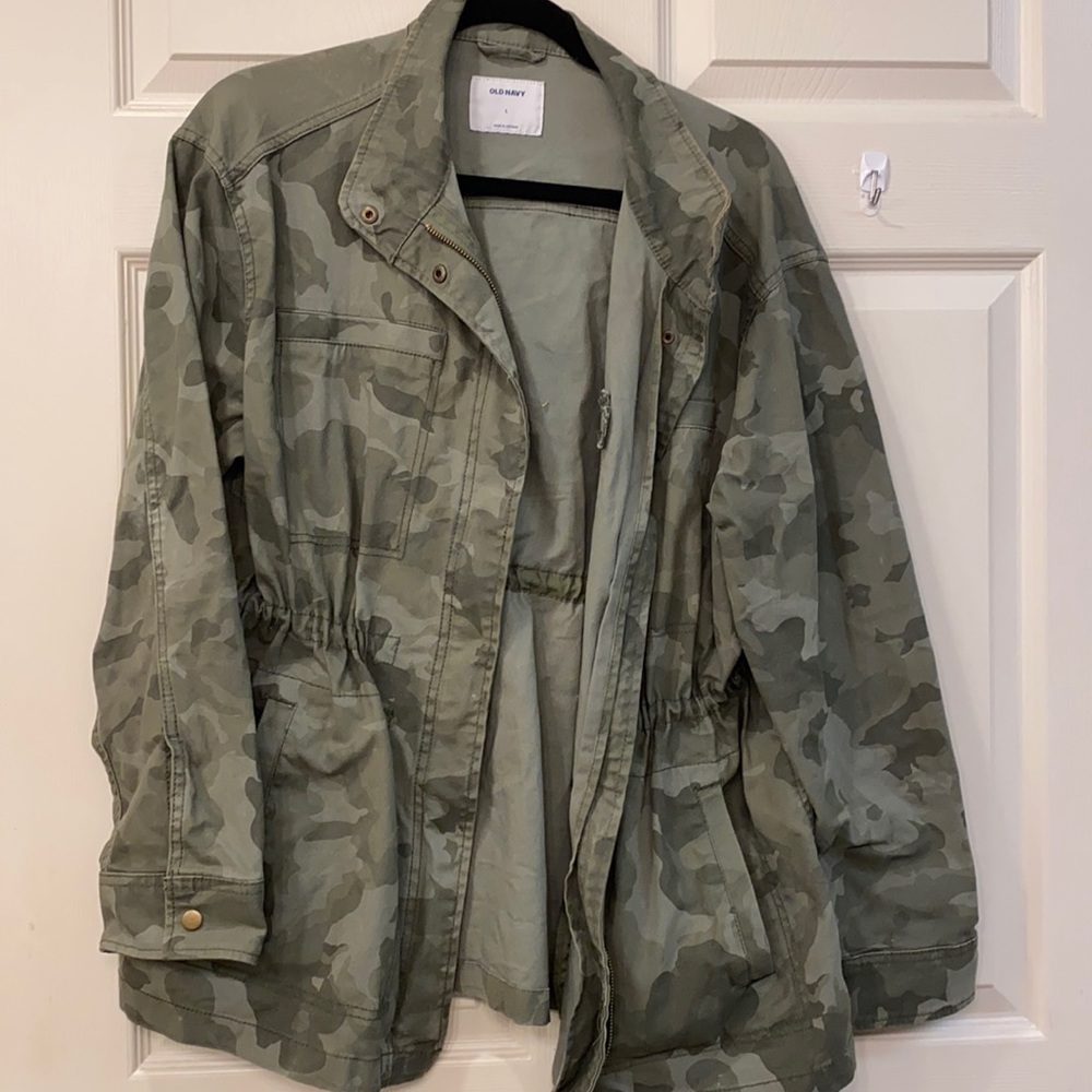 Camo light weight jacket